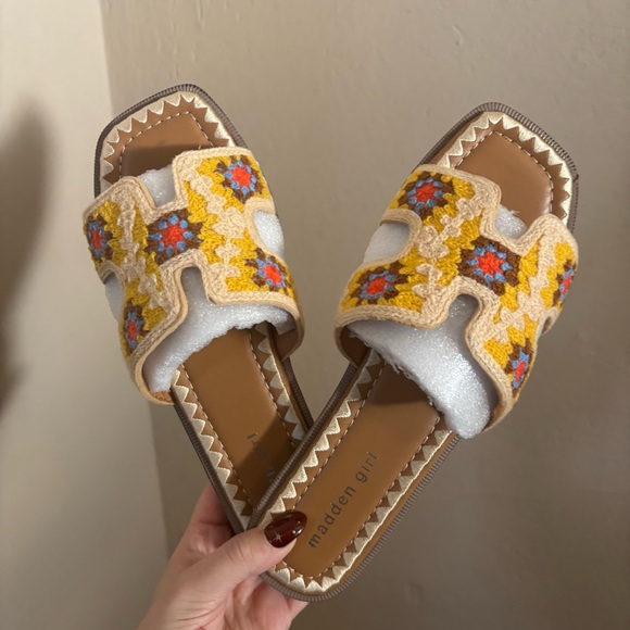 Madden Girl Shoes - NWT Madden Girl Patterned Boho Sandals